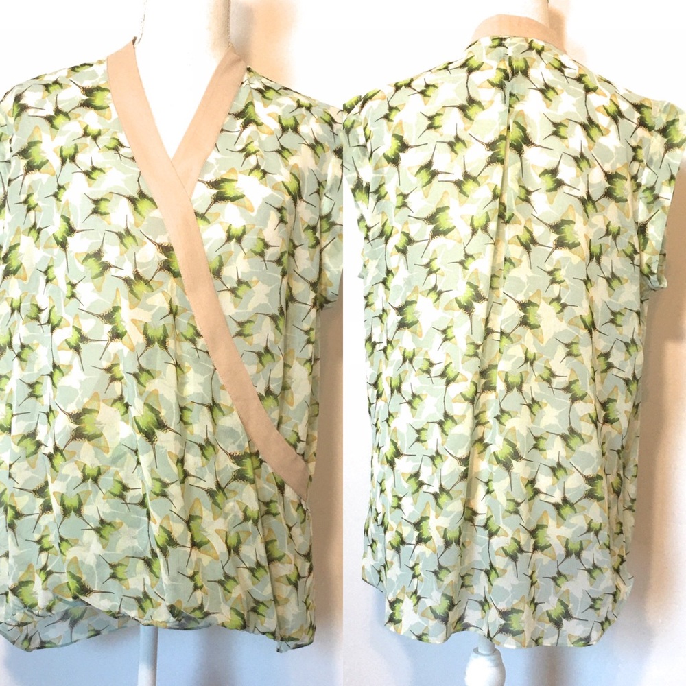 Cabi faux wrap blouse, Sz Large, short sleeve
